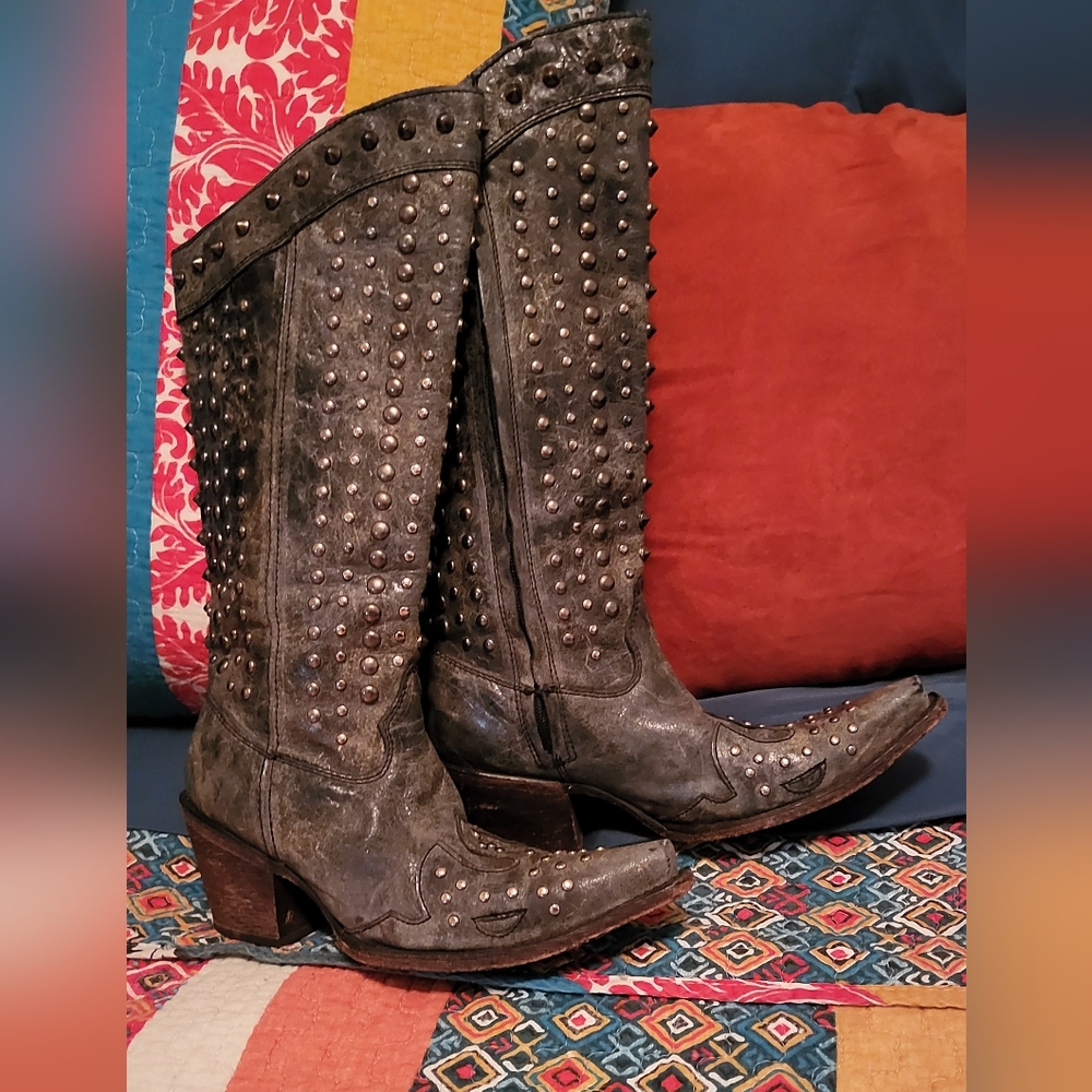 Corral Vintage Series Studded Boots